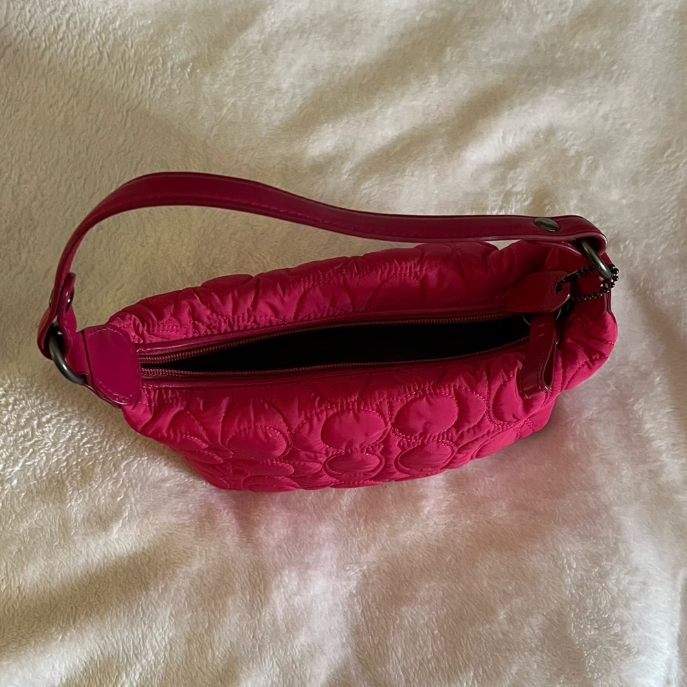 hot pink mini coach